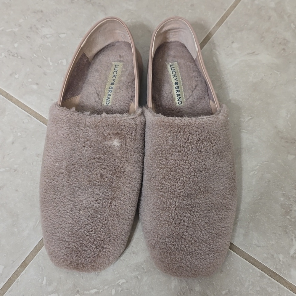 Lucky Brand fur slippers/shoes